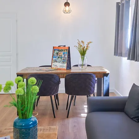 Francecomfort - Village Des Cigales Village de vacances 4*