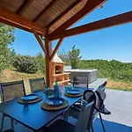 Parco vacanze Francecomfort - Village Des Cigales 4*