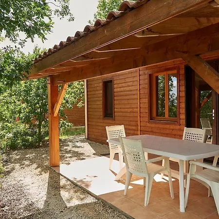 Holiday park Francecomfort - Village Des Cigales Mauroux (Lot)