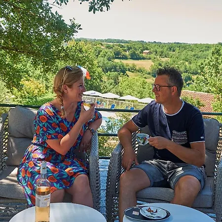 Holiday park Francecomfort - Village Des Cigales 4*