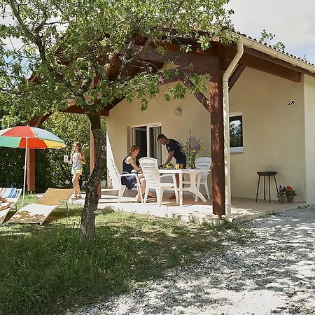 Holiday park Francecomfort - Village Des Cigales Mauroux (Lot)