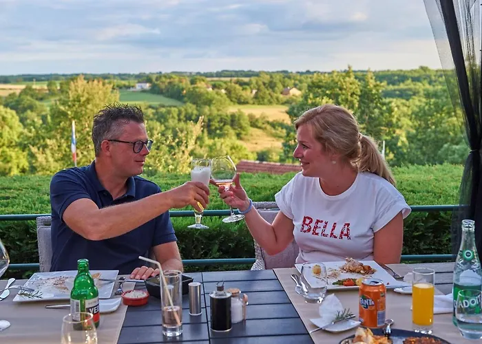 Aldeamento Turístico Francecomfort - Village Des Cigales 4*