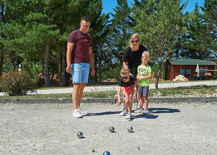 Vakantiepark Francecomfort - Village Des Cigales