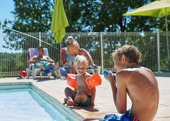 Vakantiepark Francecomfort - Village Des Cigales